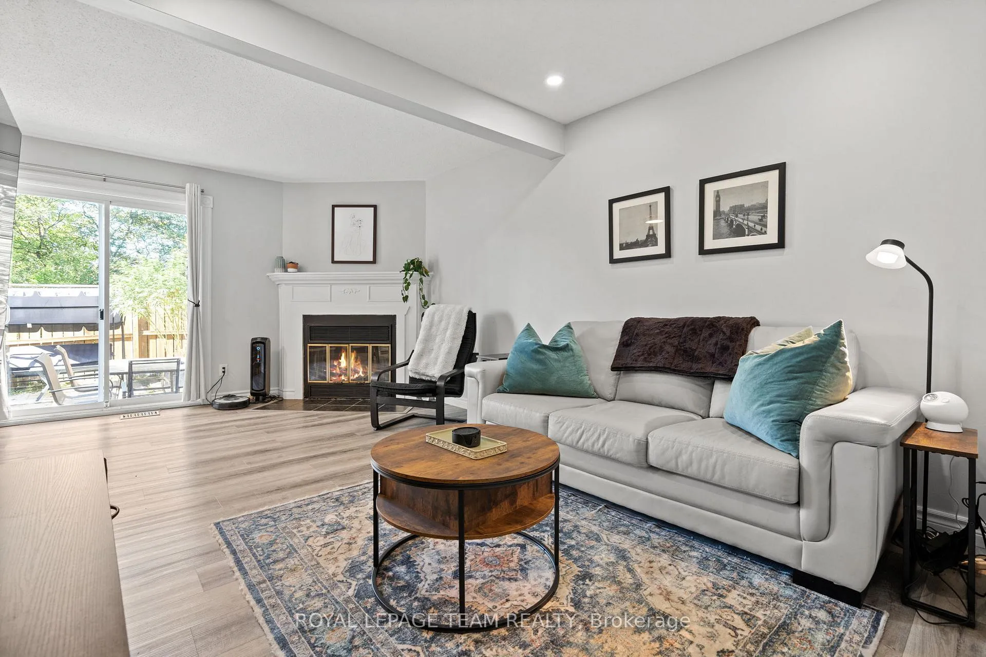 Photo 7 of 1578 Cheevers Crescent, Ottawa, Fallingbrook/Pineridge — HOMEH