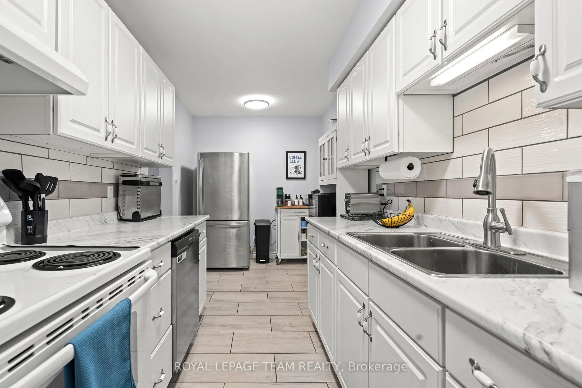 Photo 16 of 1578 Cheevers Crescent, Ottawa, Fallingbrook/Pineridge — HOMEH