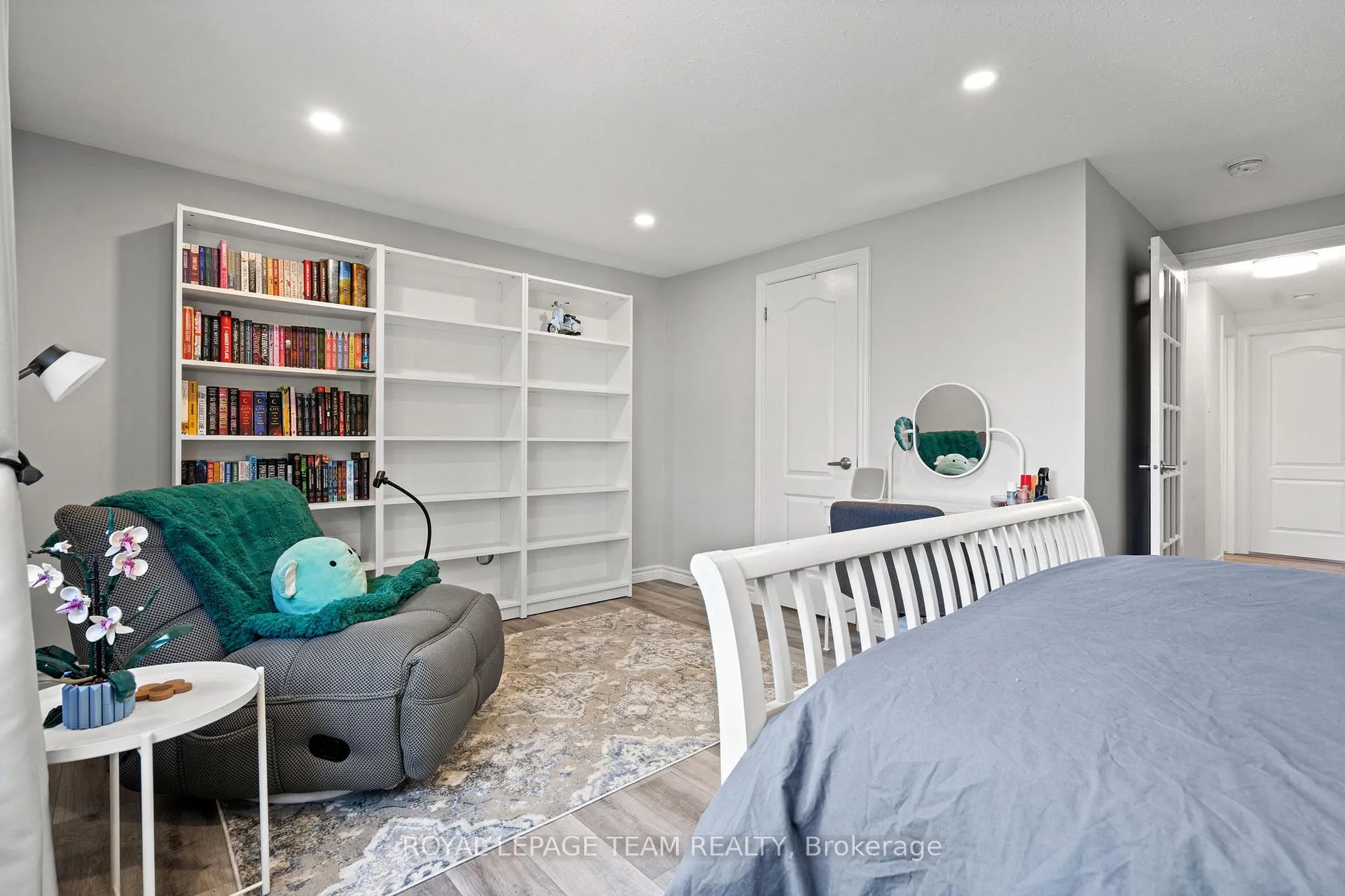 Photo 23 of 1578 Cheevers Crescent, Ottawa, Fallingbrook/Pineridge — HOMEH