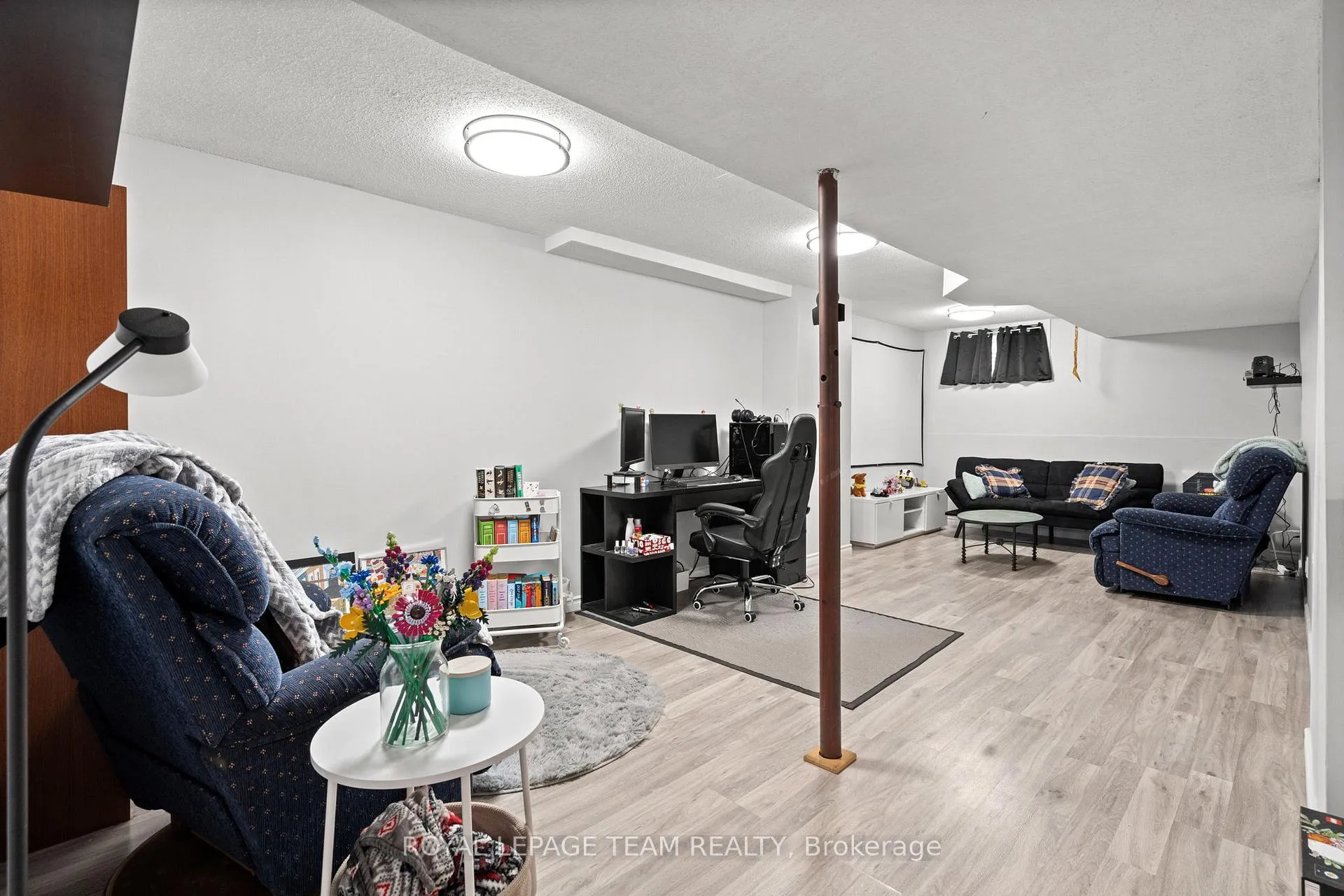 Photo 31 of 1578 Cheevers Crescent, Ottawa, Fallingbrook/Pineridge — HOMEH
