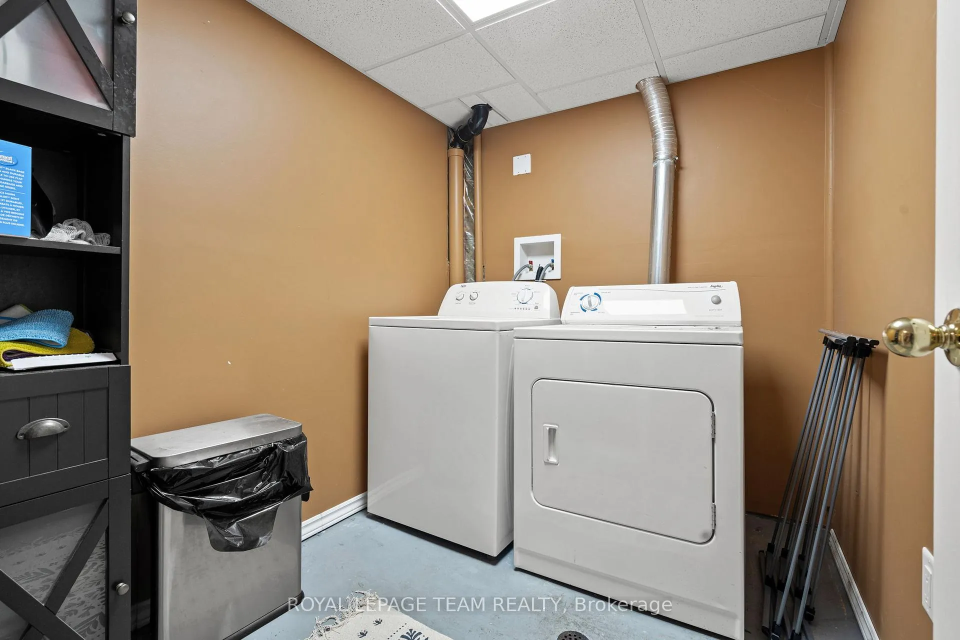 Photo 35 of 1578 Cheevers Crescent, Ottawa, Fallingbrook/Pineridge — HOMEH