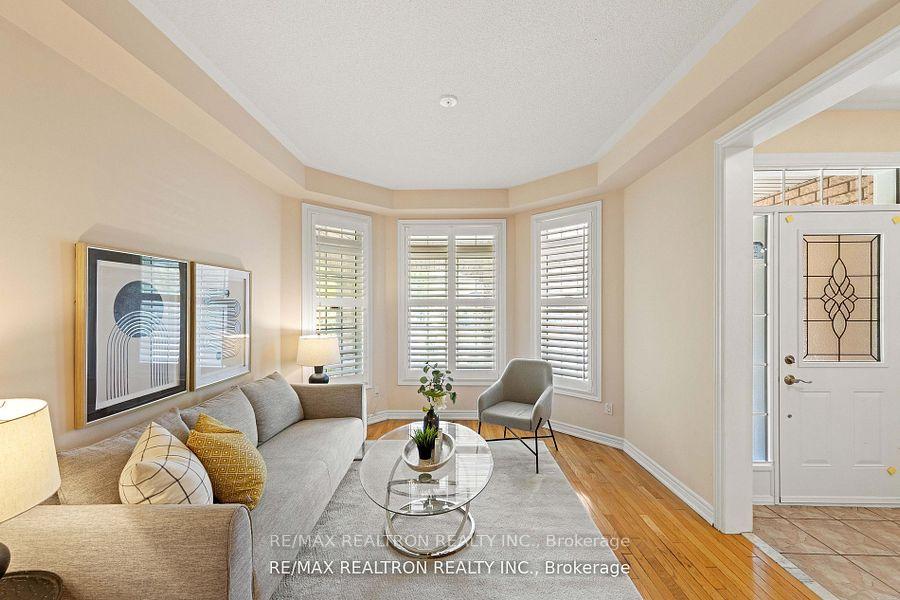 Photo 4 of 451 Staines Road E, Scarborough, Rouge — HOMEH
