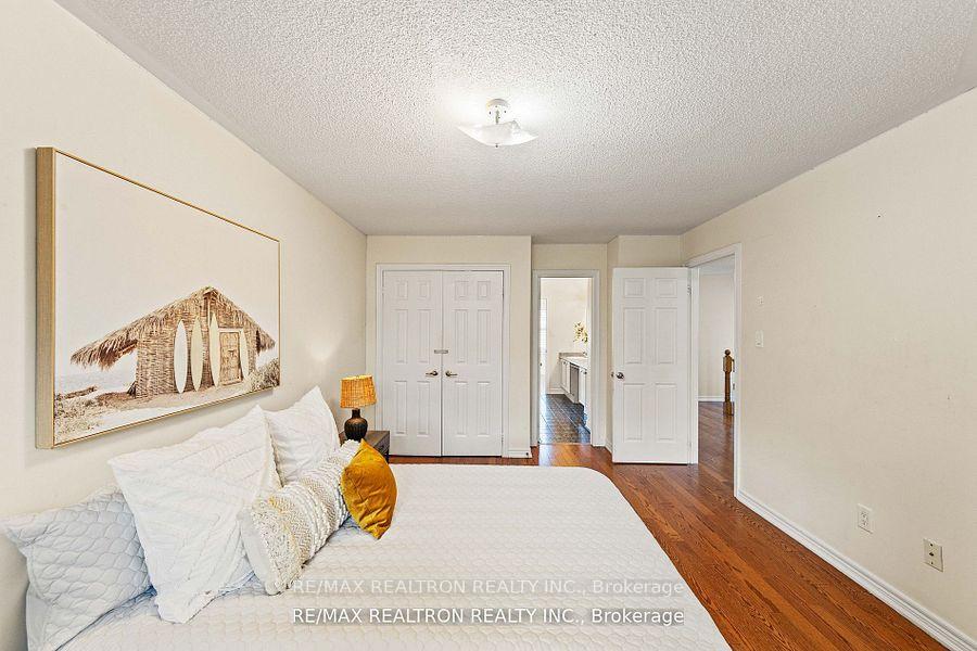 Photo 6 of 451 Staines Road E, Scarborough, Rouge — HOMEH