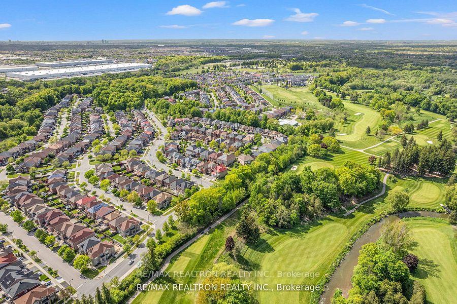 Photo 34 of 451 Staines Road E, Scarborough, Rouge — HOMEH