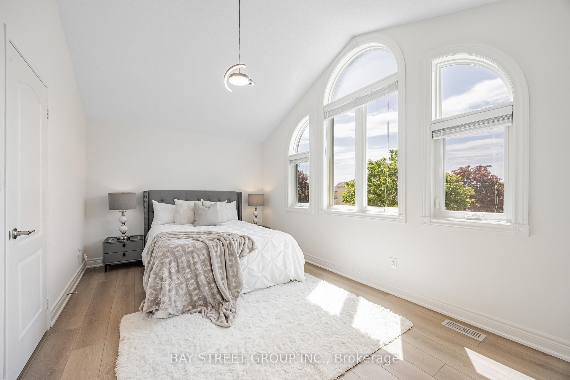 Photo 21 of 6 Bonnydon Crescent, Scarborough, Rouge — HOMEH