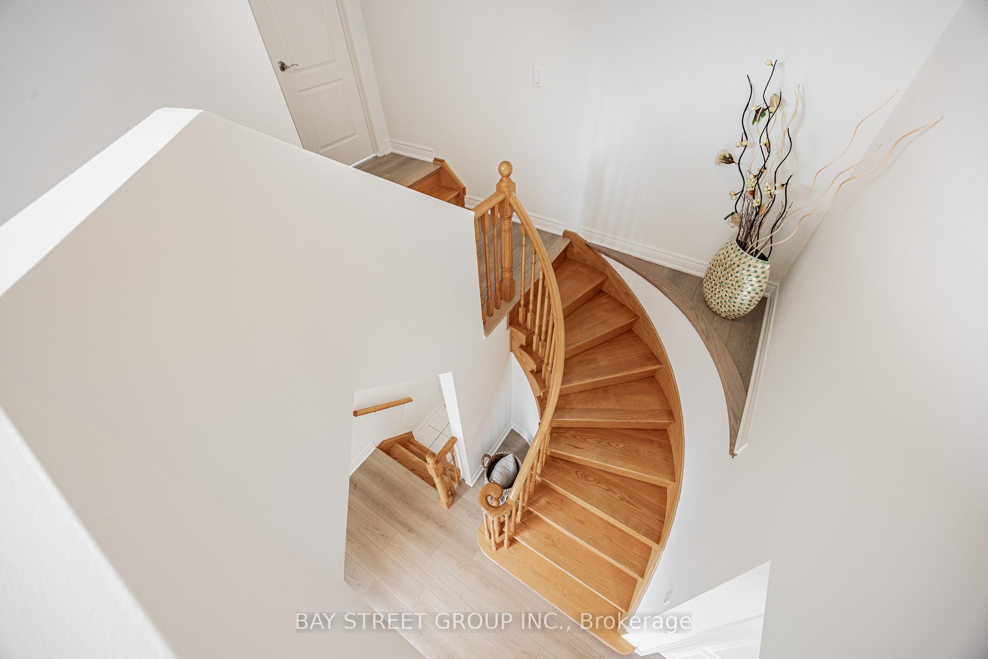 Photo 23 of 6 Bonnydon Crescent, Scarborough, Rouge — HOMEH