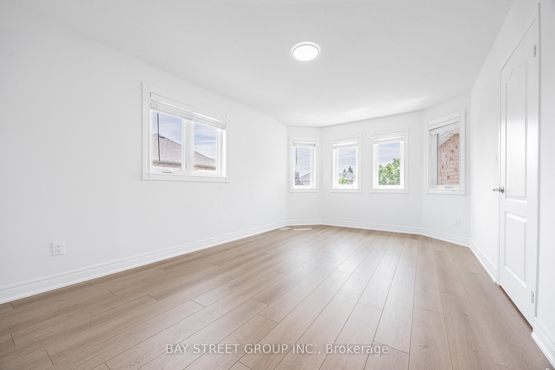 Photo 25 of 6 Bonnydon Crescent, Scarborough, Rouge — HOMEH