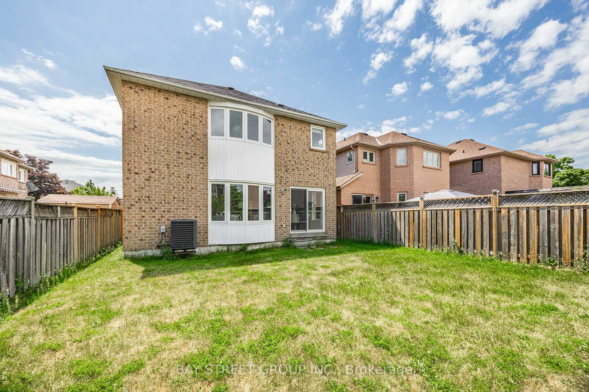 Photo 35 of 6 Bonnydon Crescent, Scarborough, Rouge — HOMEH