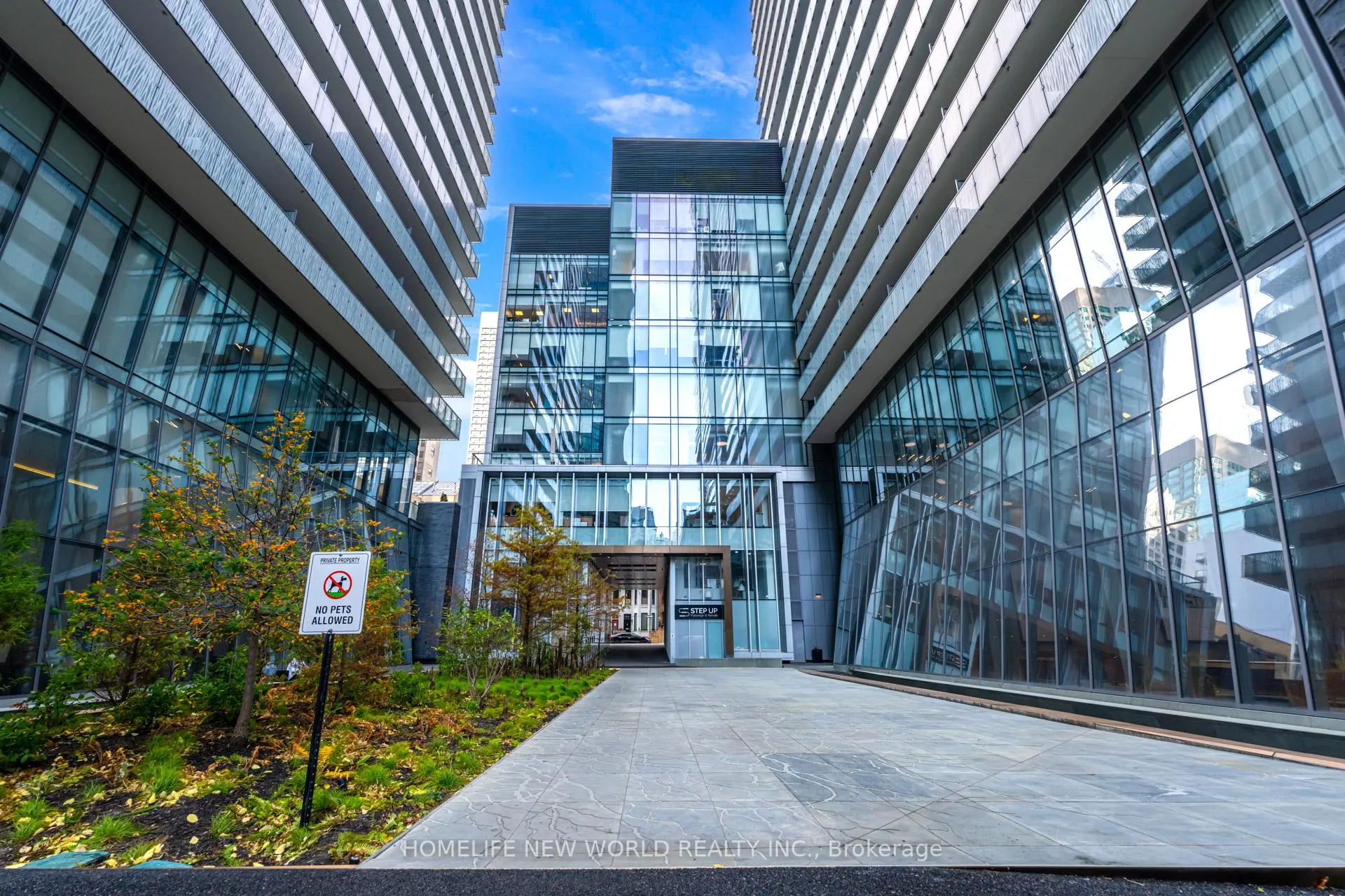 Photo 41 of Unit 4409, 50 Charles Street E, Toronto, Church-Yonge Corridor — HOMEH