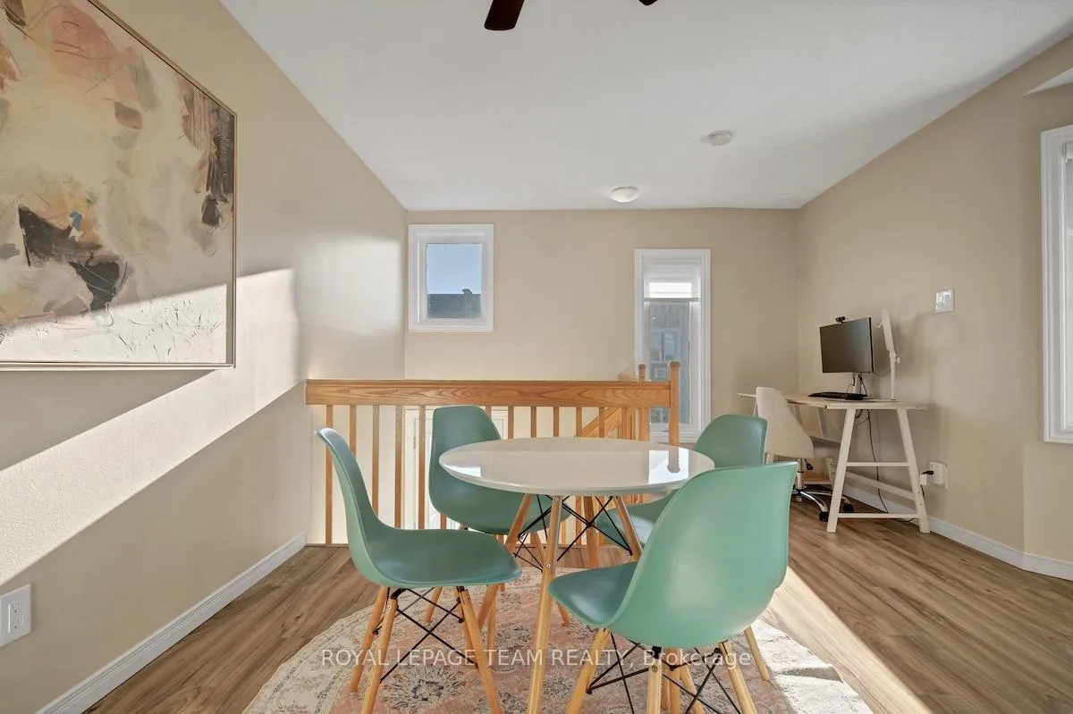 Photo 8 of Unit 2, 2 Stonebank Crescent, Ottawa, Westcliffe Estates — HOMEH