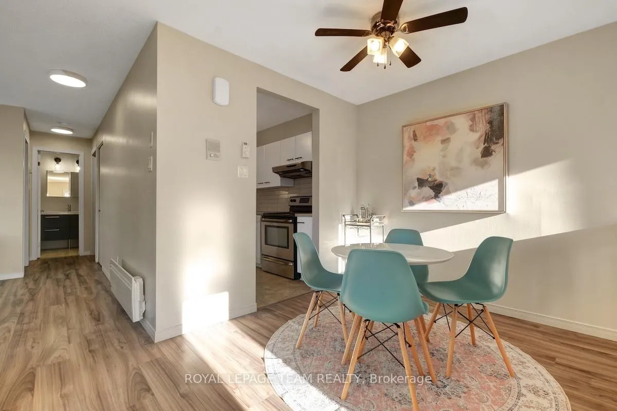Photo 10 of Unit 2, 2 Stonebank Crescent, Ottawa, Westcliffe Estates — HOMEH
