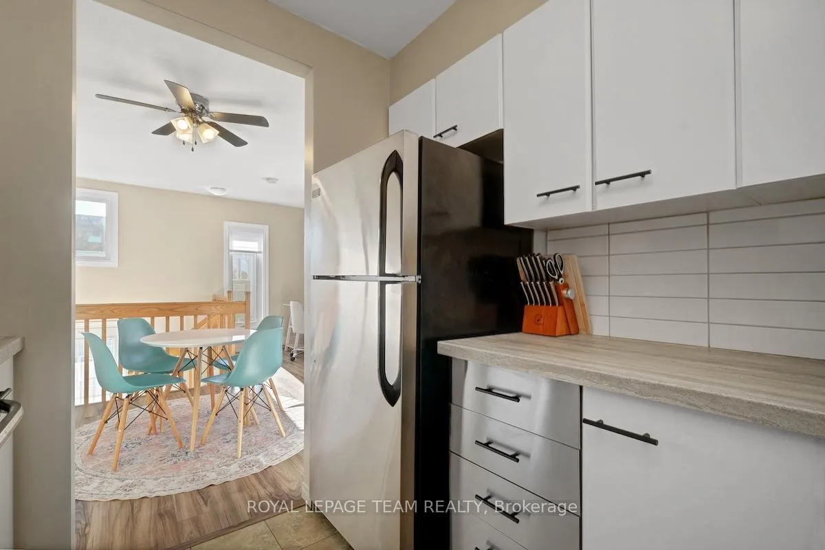 Photo 19 of Unit 2, 2 Stonebank Crescent, Ottawa, Westcliffe Estates — HOMEH