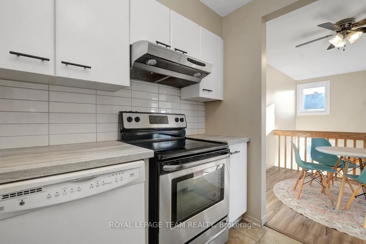 Photo 20 of Unit 2, 2 Stonebank Crescent, Ottawa, Westcliffe Estates — HOMEH