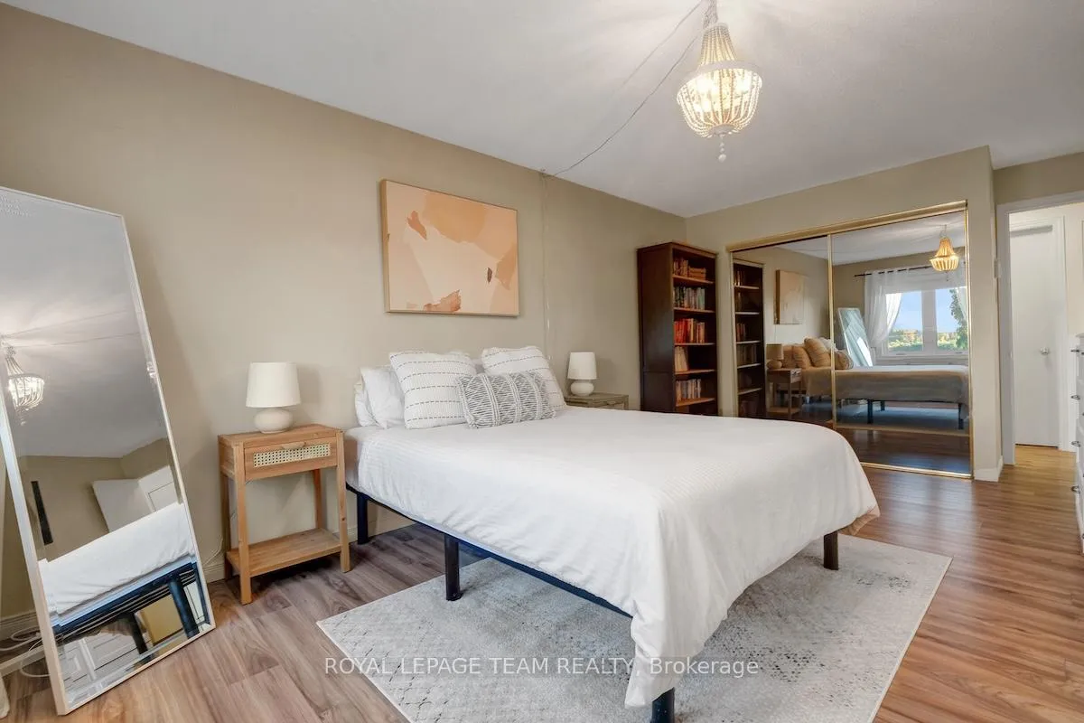 Photo 26 of Unit 2, 2 Stonebank Crescent, Ottawa, Westcliffe Estates — HOMEH