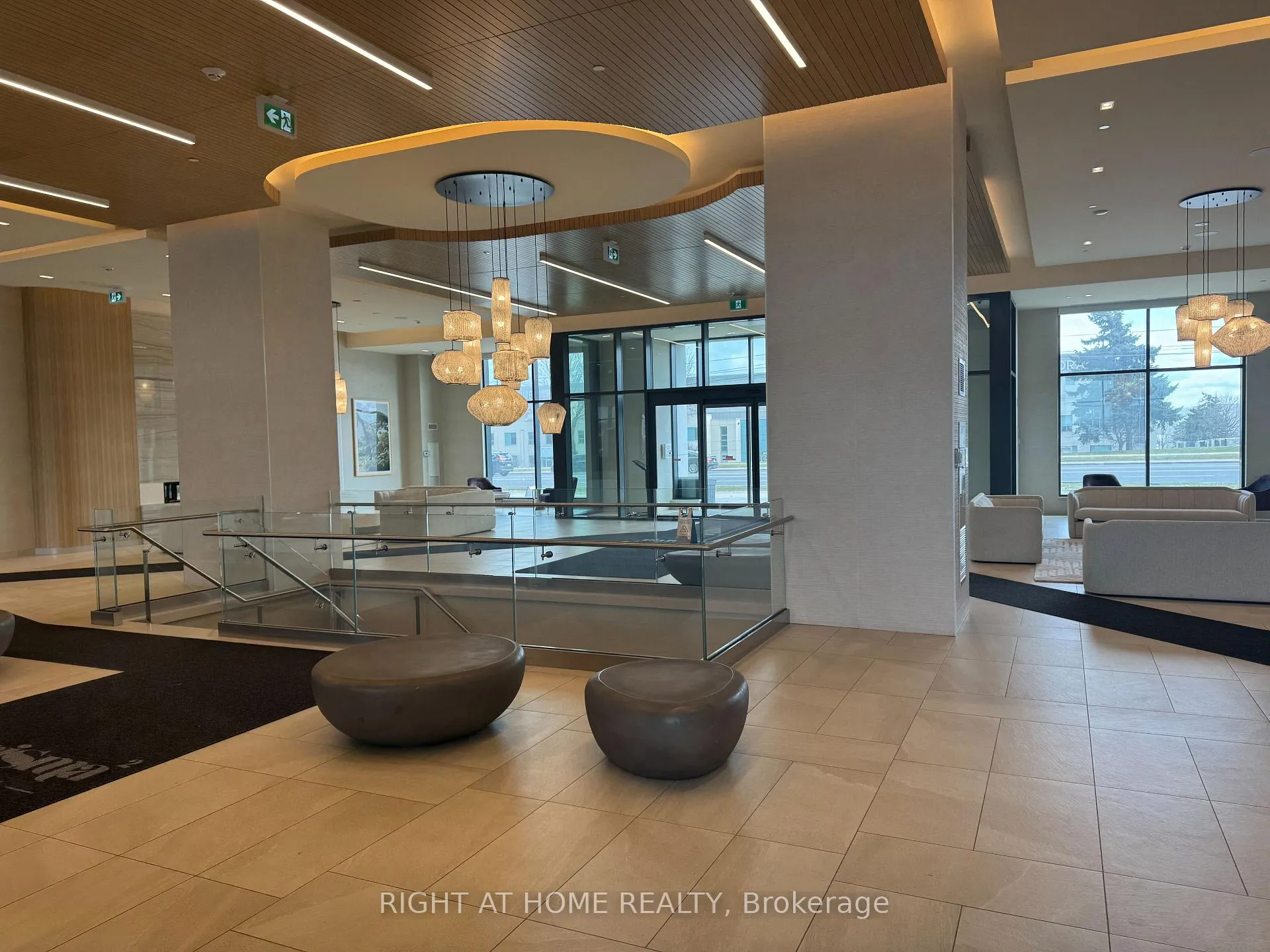 Photo 2 of Unit 529, 8960 Jane Street, Vaughan, Vellore Village — HOMEH