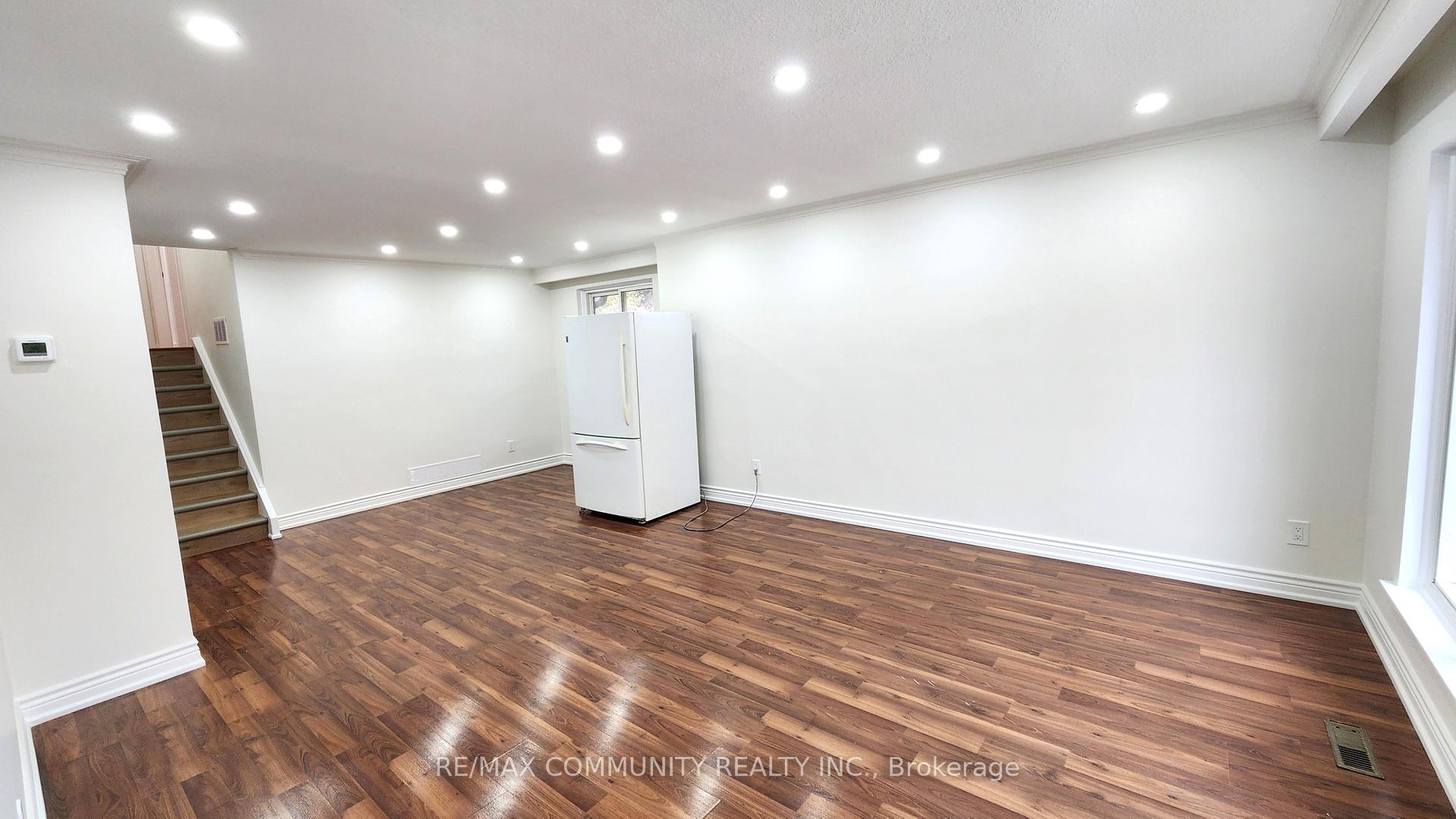 Photo 4 of Unit Main, 19 Purpledusk Trail, Scarborough, Morningside — HOMEH