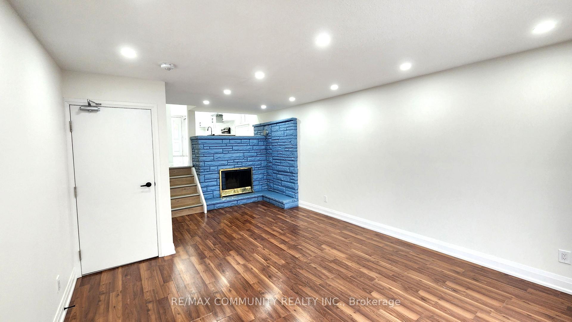 Photo 7 of Unit Main, 19 Purpledusk Trail, Scarborough, Morningside — HOMEH