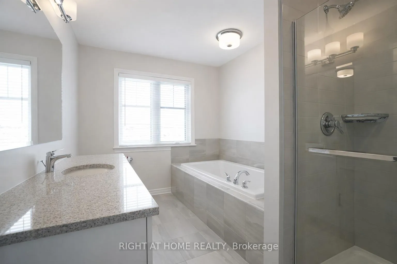 Photo 7 of 527 Sonmarg Crescent, Ottawa, Barrhaven - Half Moon Bay — HOMEH