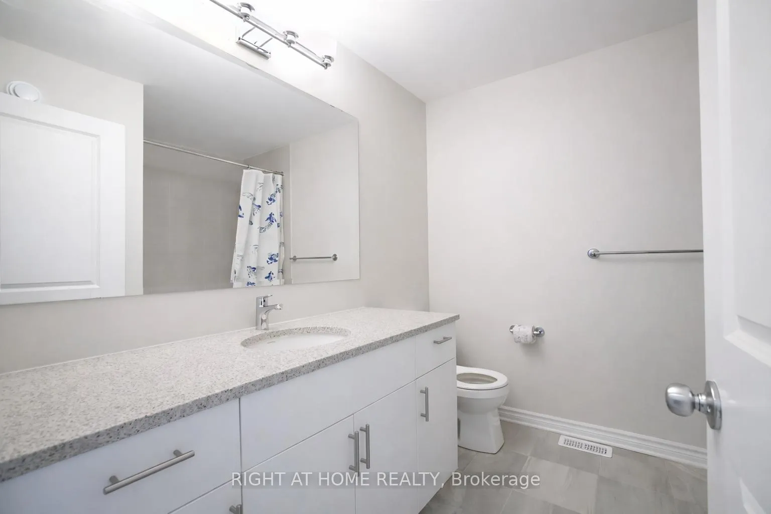 Photo 10 of 527 Sonmarg Crescent, Ottawa, Barrhaven - Half Moon Bay — HOMEH
