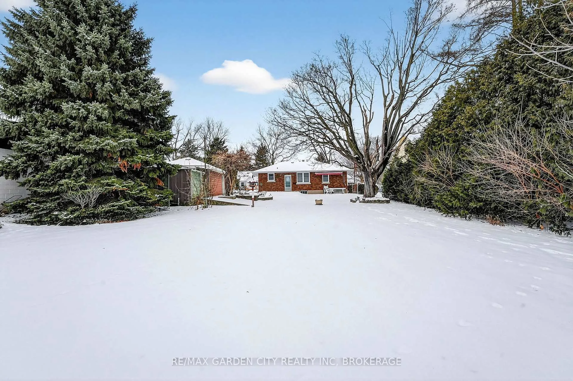 Photo 36 of 13 Chestnut Street, Pelham, Fonthill — HOMEH