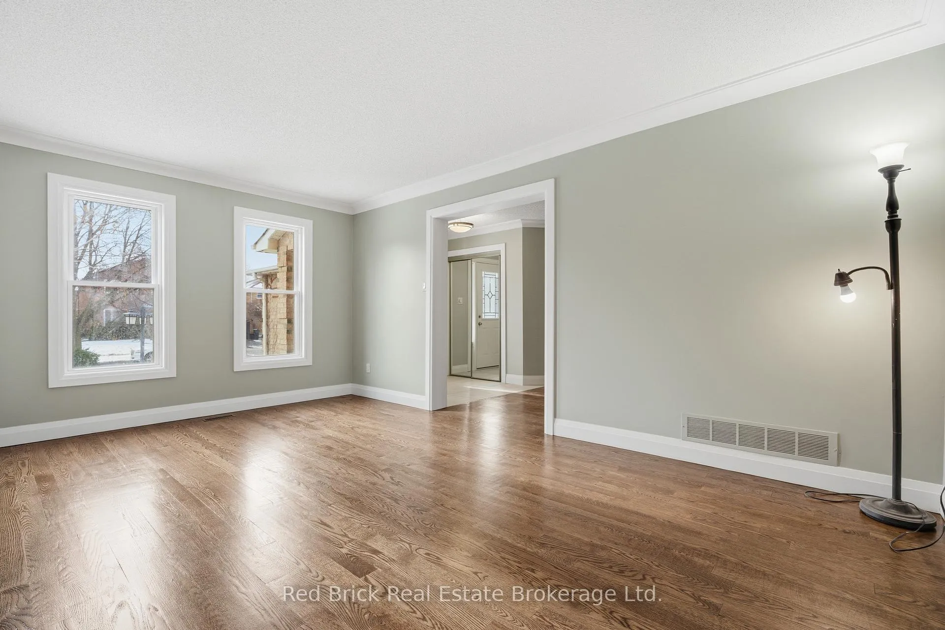 Photo 17 of 3980 Chadburn Crescent, Mississauga, Erin Mills — HOMEH