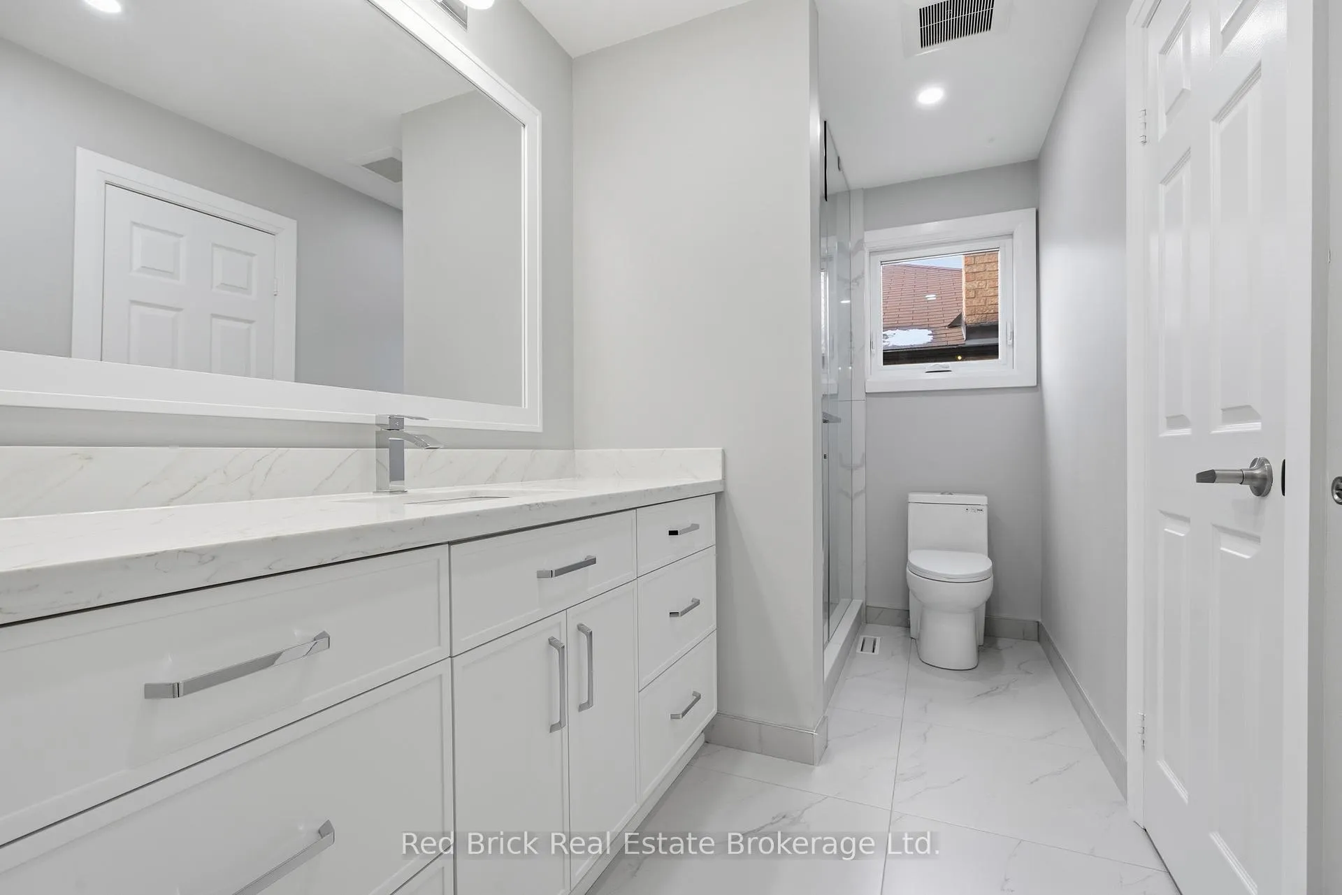 Photo 96 of 3980 Chadburn Crescent, Mississauga, Erin Mills — HOMEH