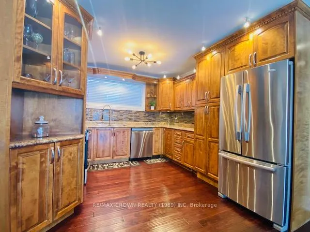Photo 26 of 17 A Park Crescent, Kapuskasing — HOMEH