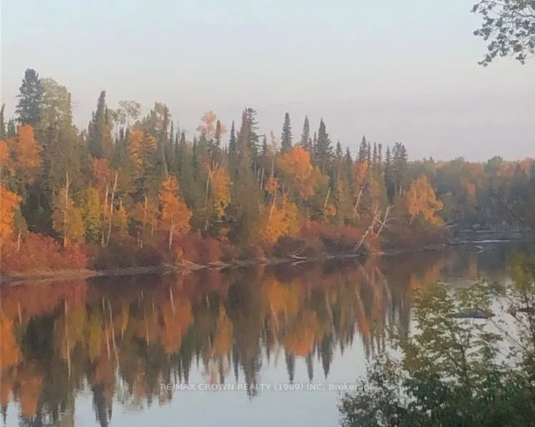 Photo 46 of 17 A Park Crescent, Kapuskasing — HOMEH