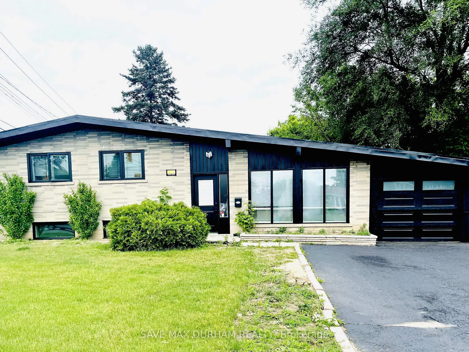 Front of 1457 Danforth Road
