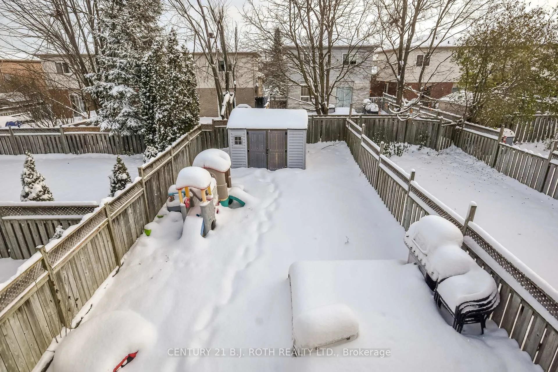 Photo 19 of 5 Black Cherry Crescent, Barrie, Holly — HOMEH