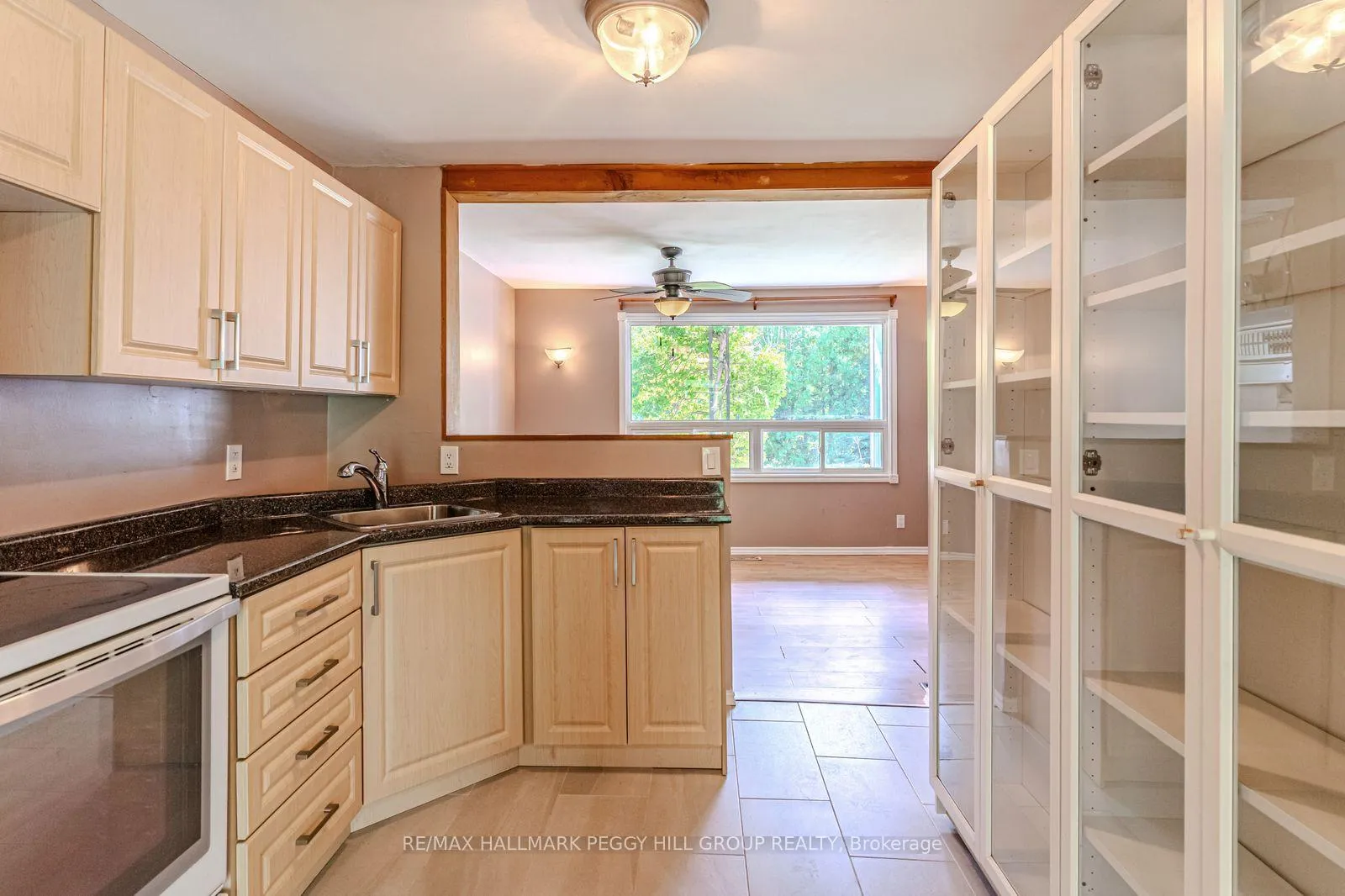 Photo 4 of 2125 Willard Avenue, Innisfil, Alcona — HOMEH