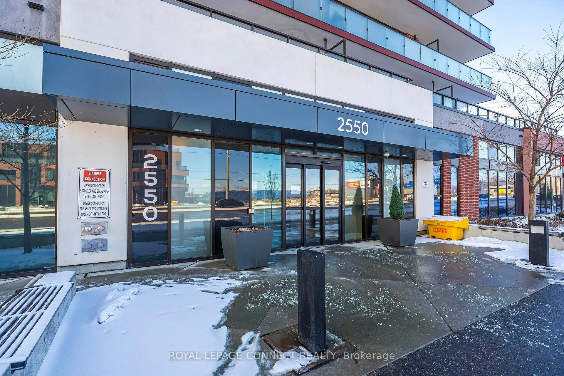 Photo 2 of Unit 718, 2550 Simcoe Street N, Oshawa, Windfields — HOMEH