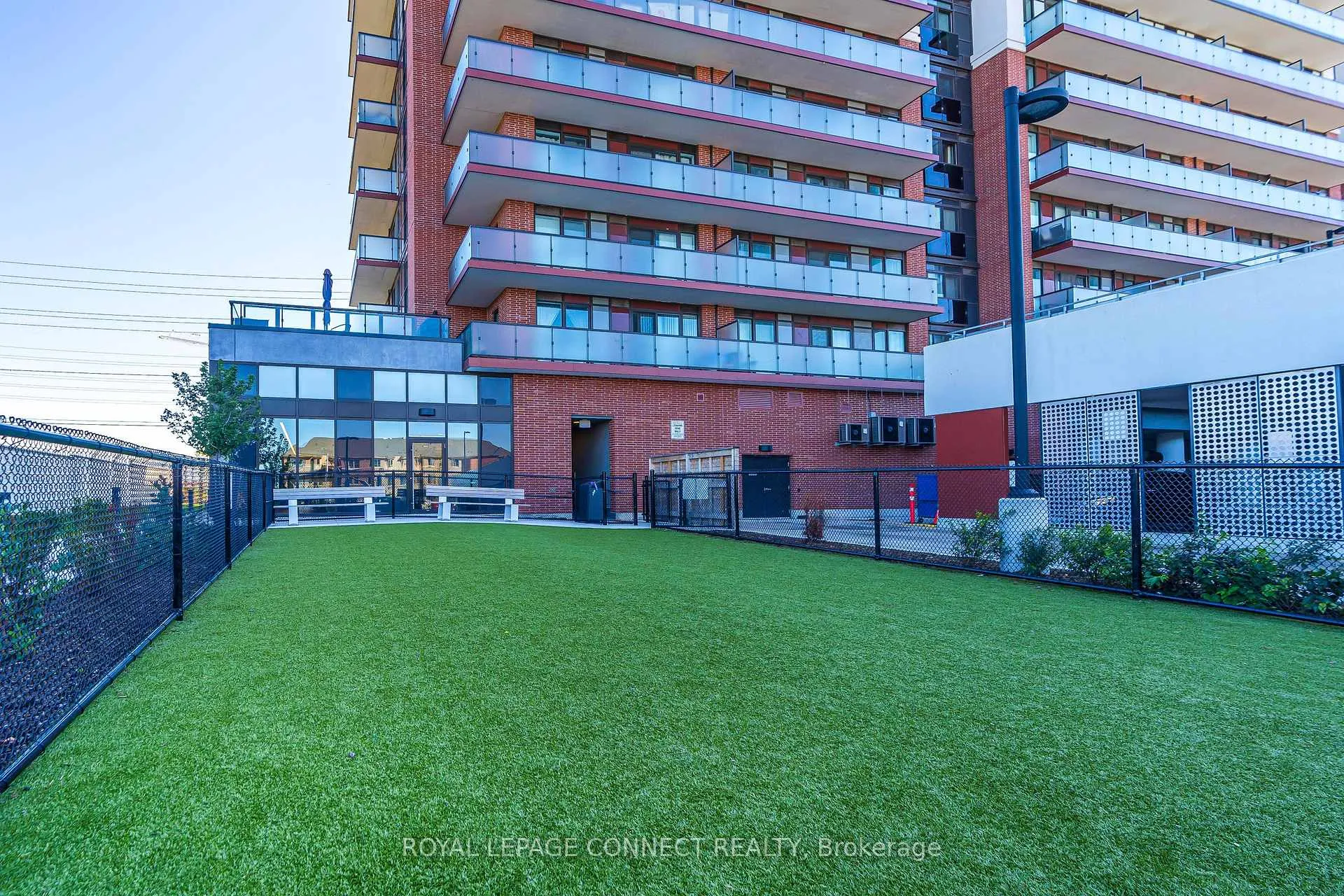 Photo 25 of Unit 718, 2550 Simcoe Street N, Oshawa, Windfields — HOMEH