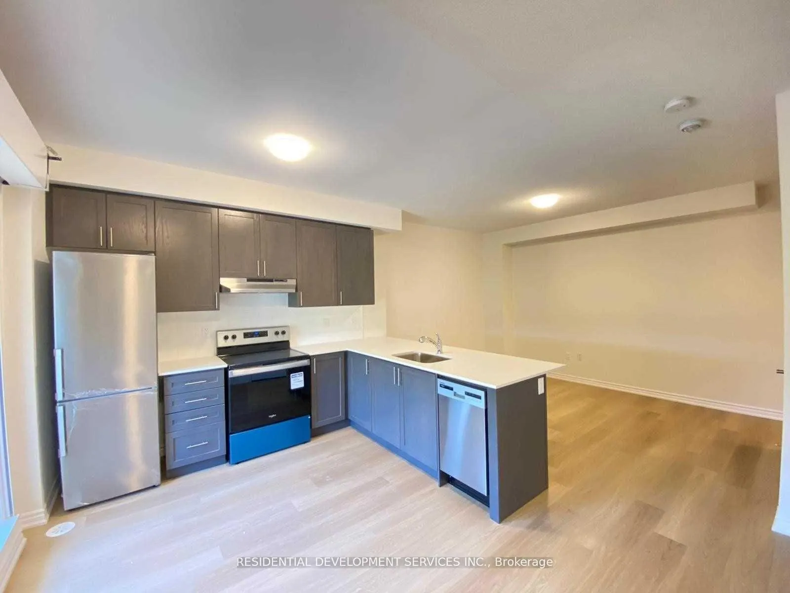 Photo 1 of Unit 7, 465 Beresford Path, Oshawa, Central — HOMEH