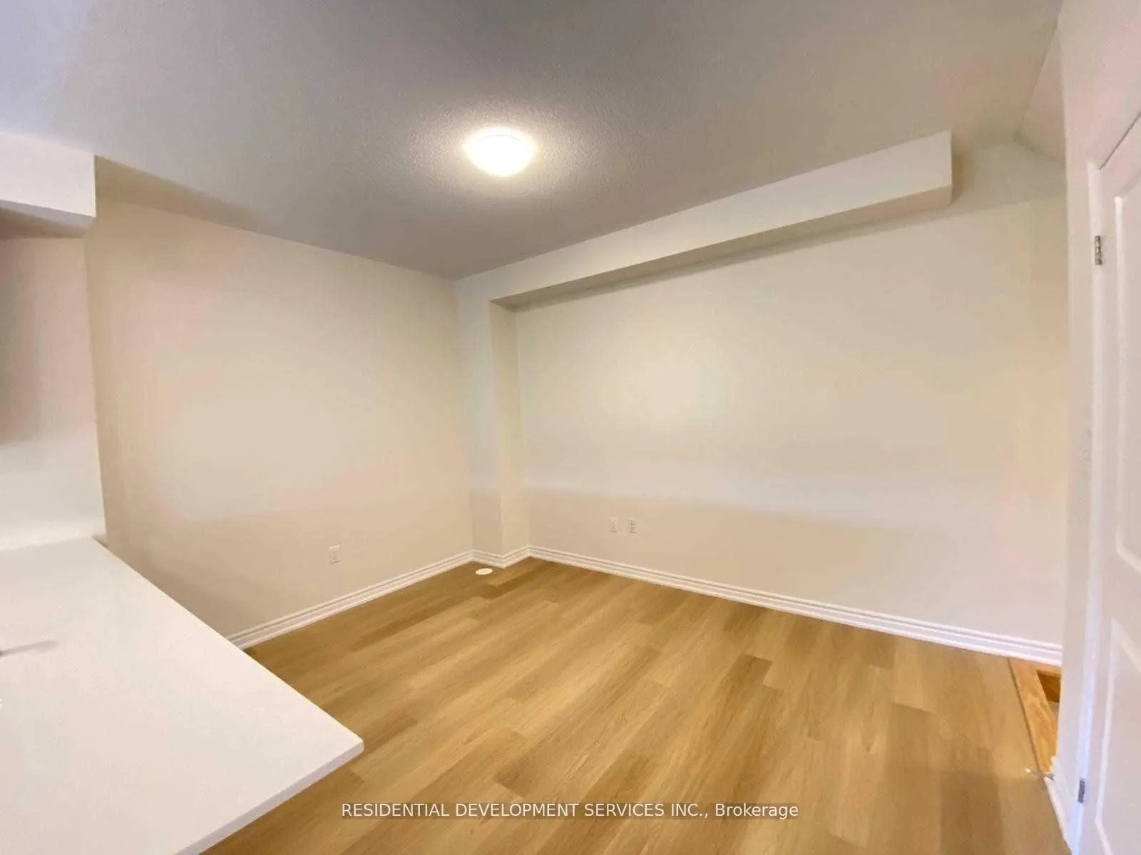 Photo 3 of Unit 7, 465 Beresford Path, Oshawa, Central — HOMEH