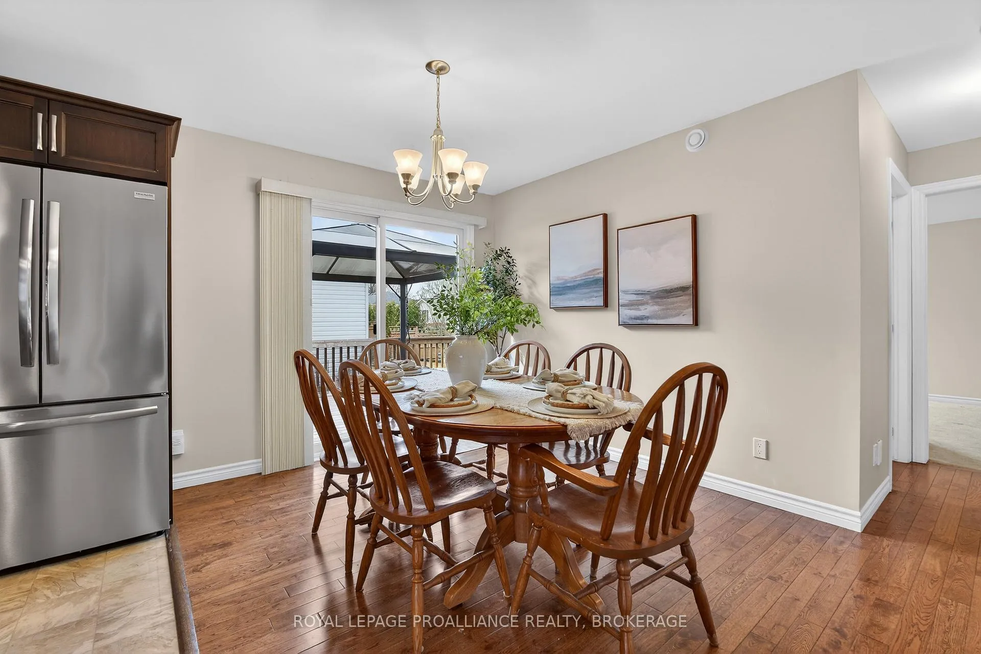 Photo 14 of 112 Maplecroft Court, Gananoque — HOMEH