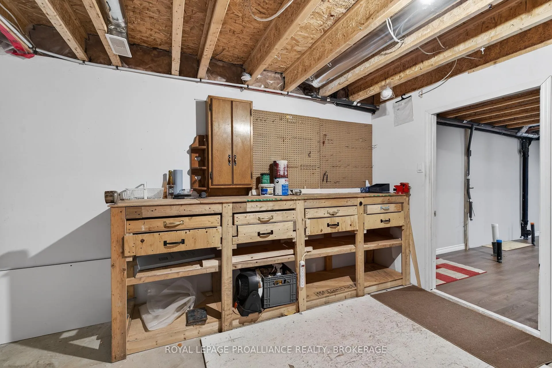 Photo 31 of 112 Maplecroft Court, Gananoque — HOMEH