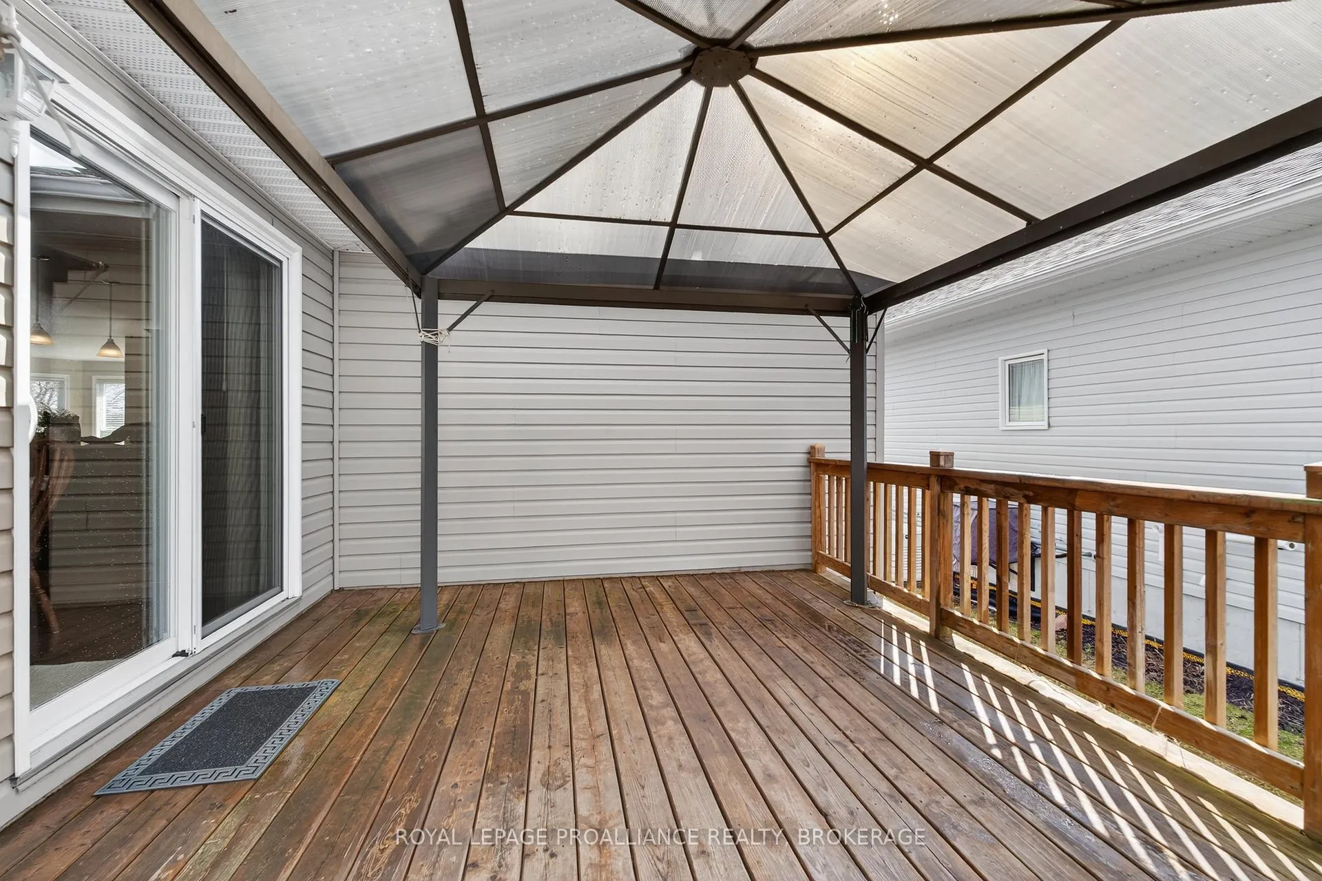 Photo 36 of 112 Maplecroft Court, Gananoque — HOMEH