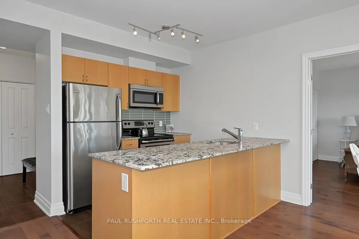 Photo 8 of Unit 1007, 90 Landry Street, Ottawa, Vanier — HOMEH
