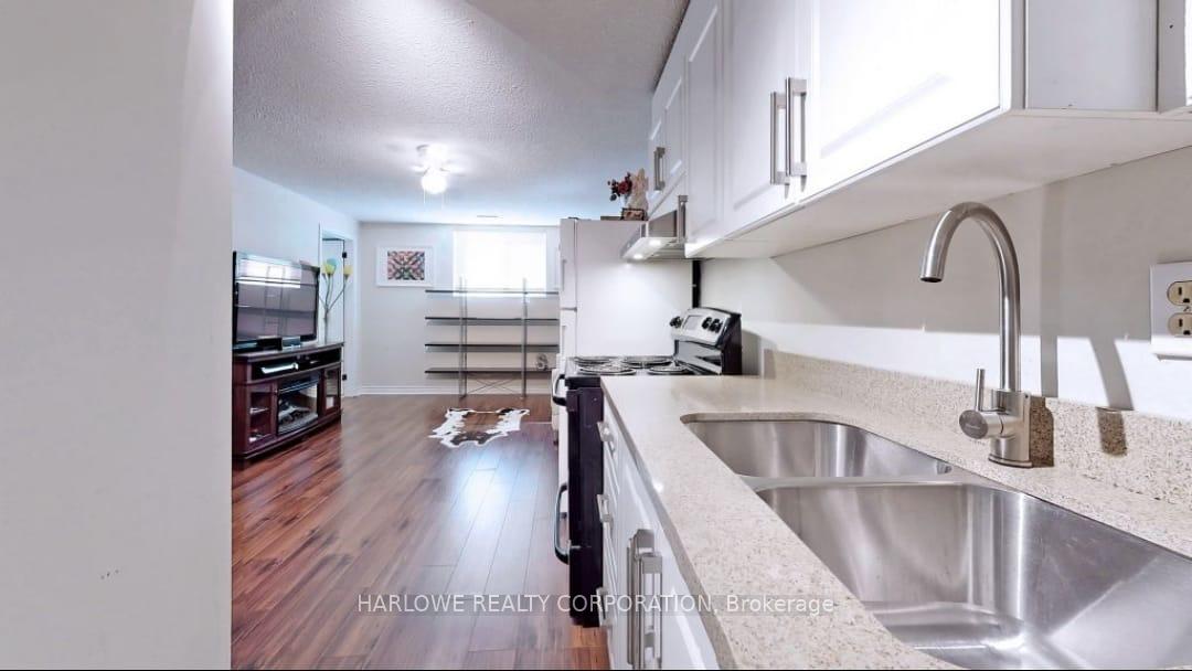 Photo 2 of 218 John Tabor Trail, Scarborough, Malvern — HOMEH