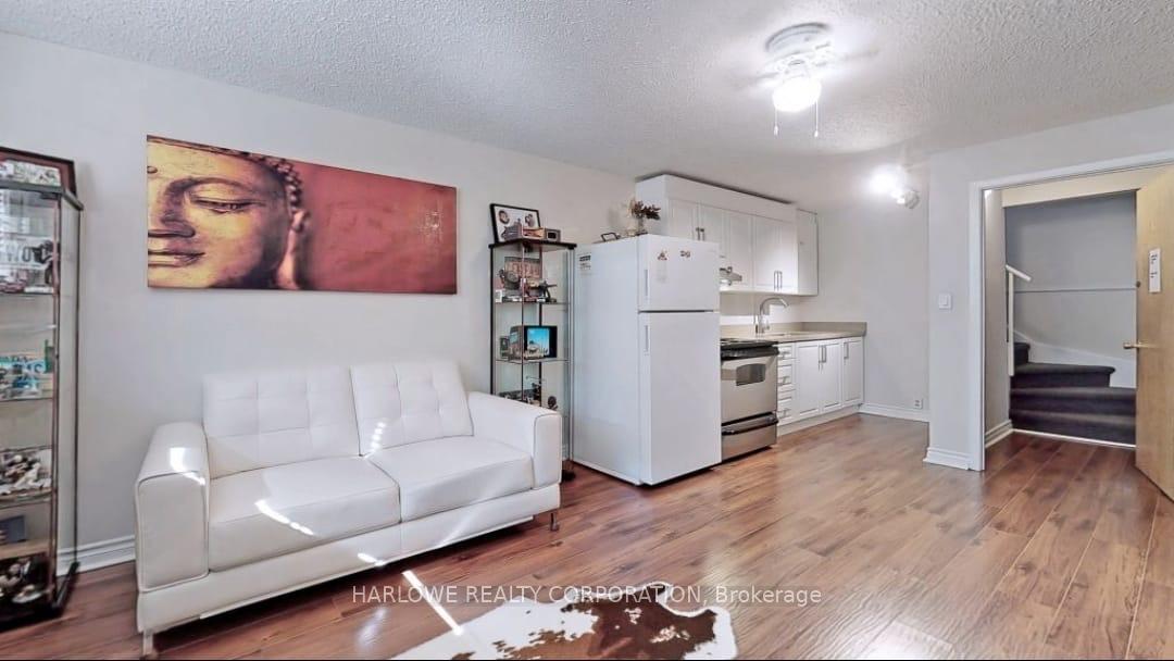 Photo 5 of 218 John Tabor Trail, Scarborough, Malvern — HOMEH