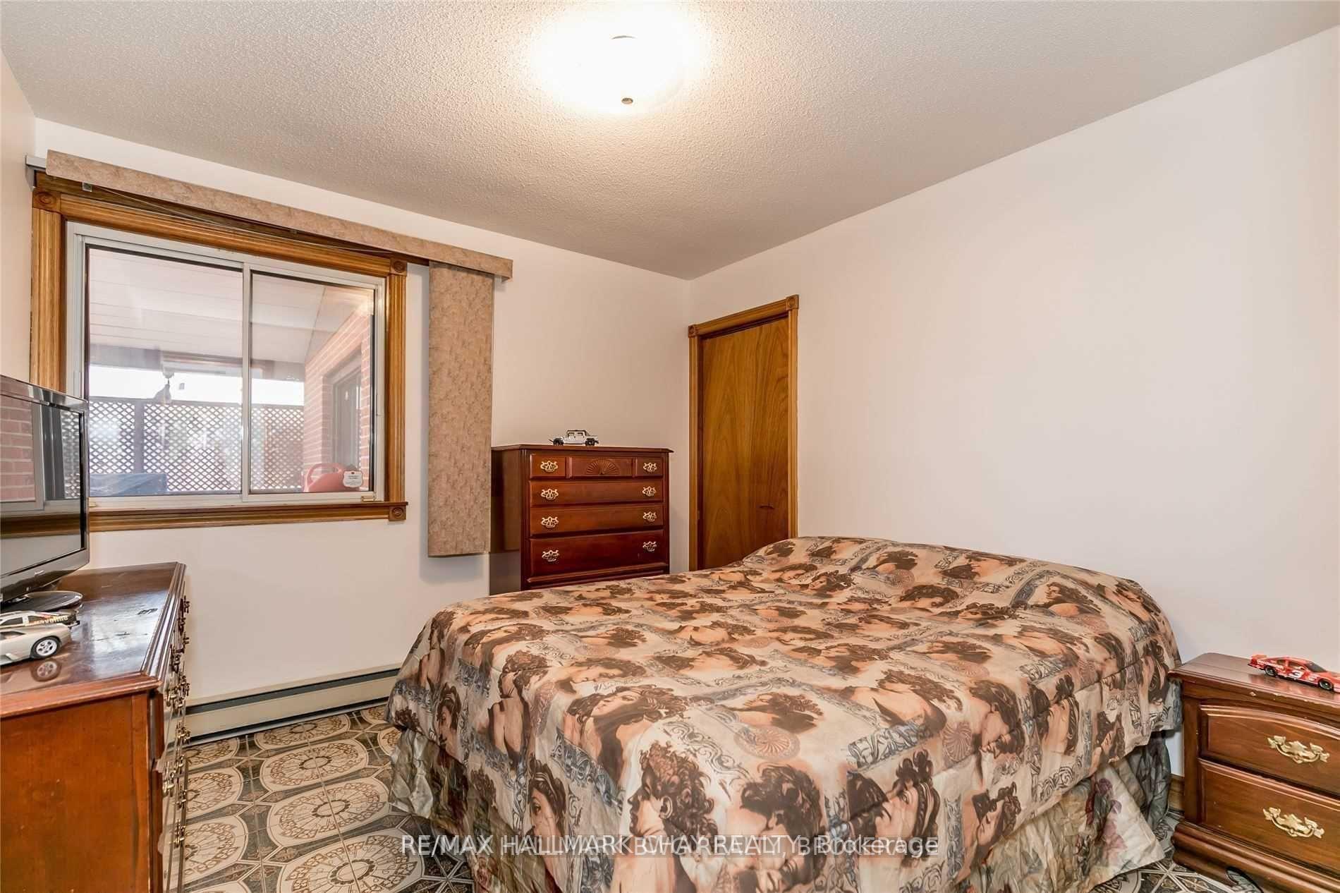 Photo 16 of 206 Park Road, Tiny, Rural Tiny — HOMEH
