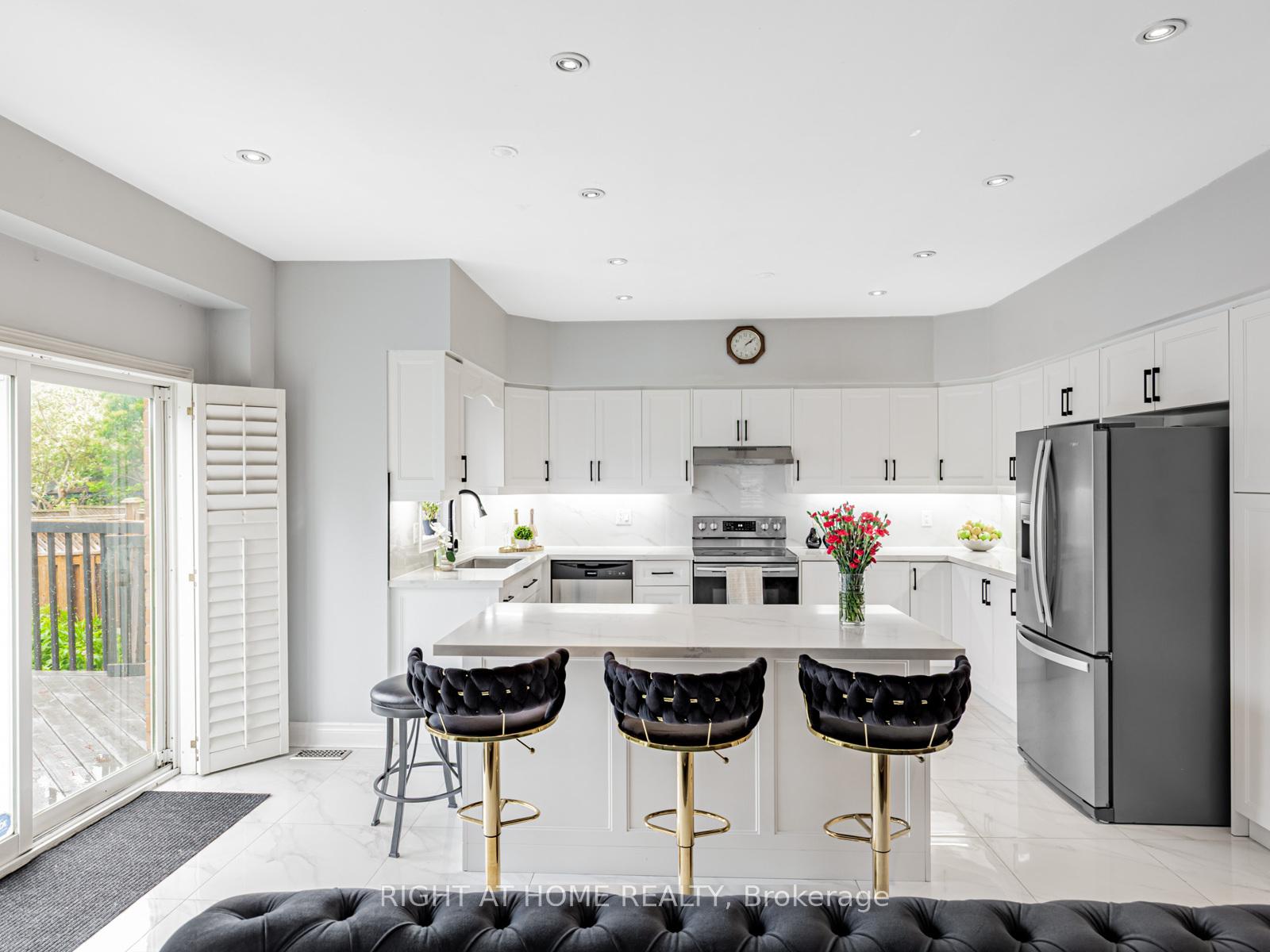 Photo 10 of 34 Loggerhead Grove, Scarborough, Rouge — HOMEH