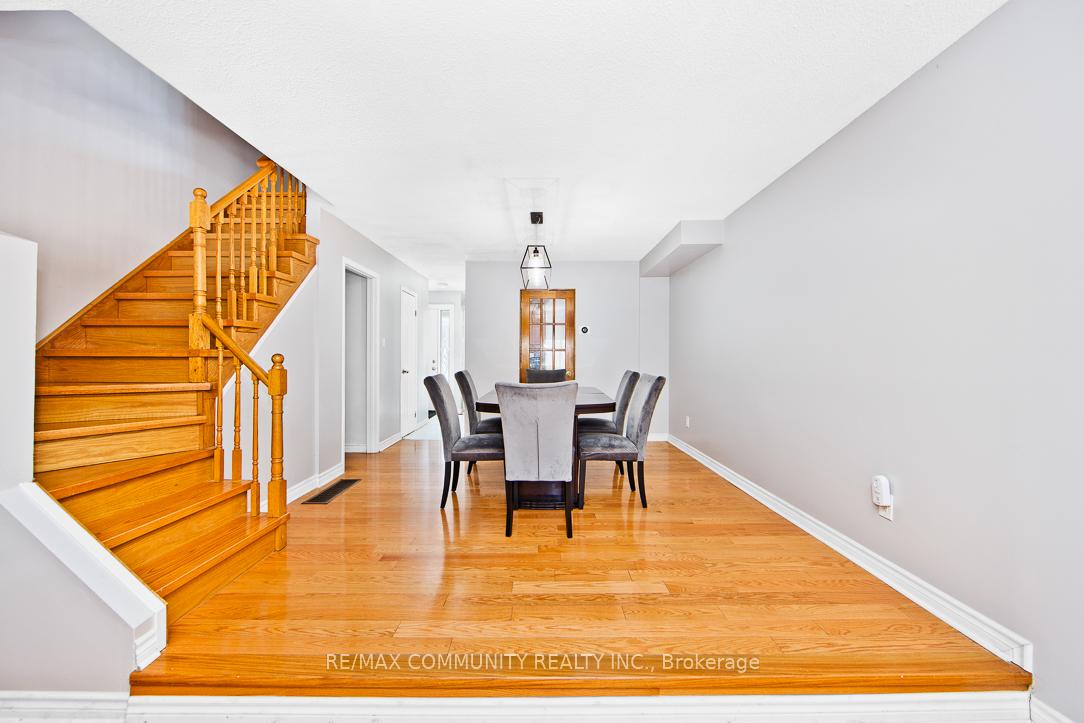 Photo 3 of 34 Chad Crescent, Scarborough, Malvern — HOMEH