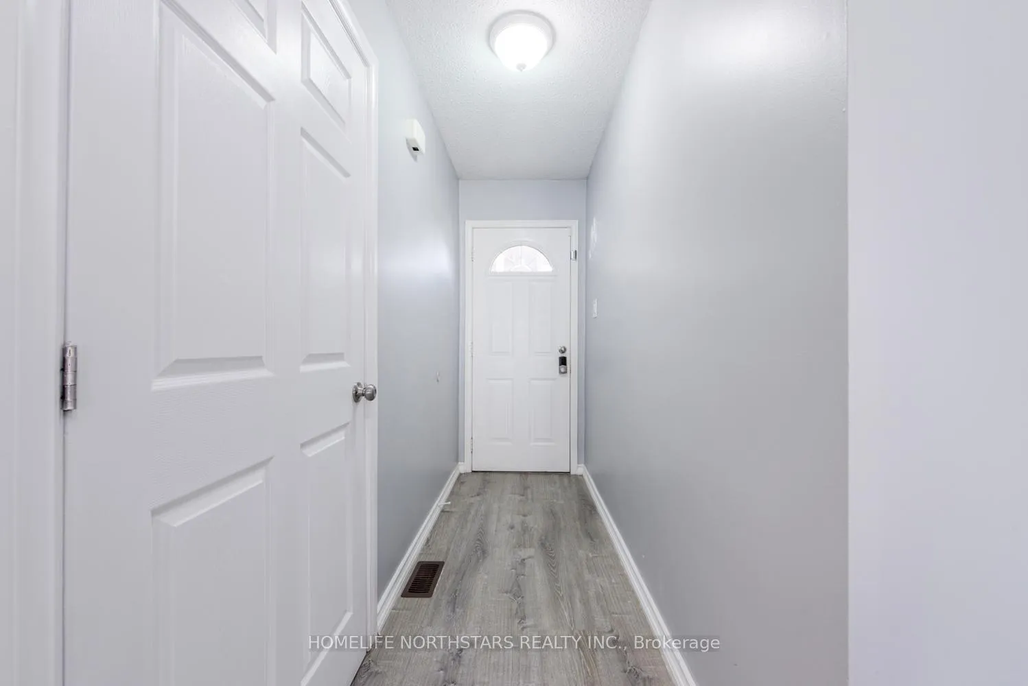 Photo 5 of 47 Hindquarter Court, Brampton, Central Park — HOMEH