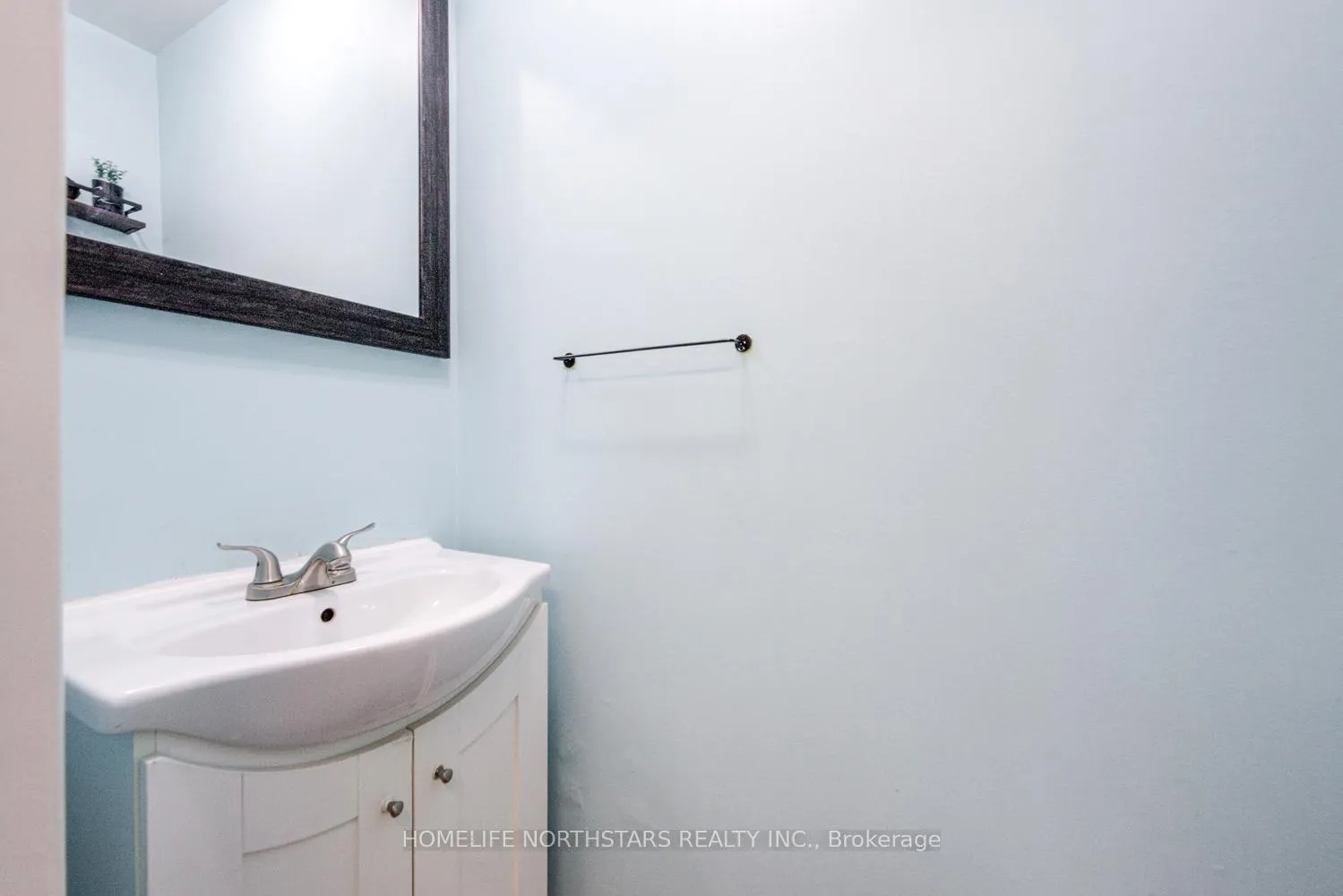 Photo 17 of 47 Hindquarter Court, Brampton, Central Park — HOMEH