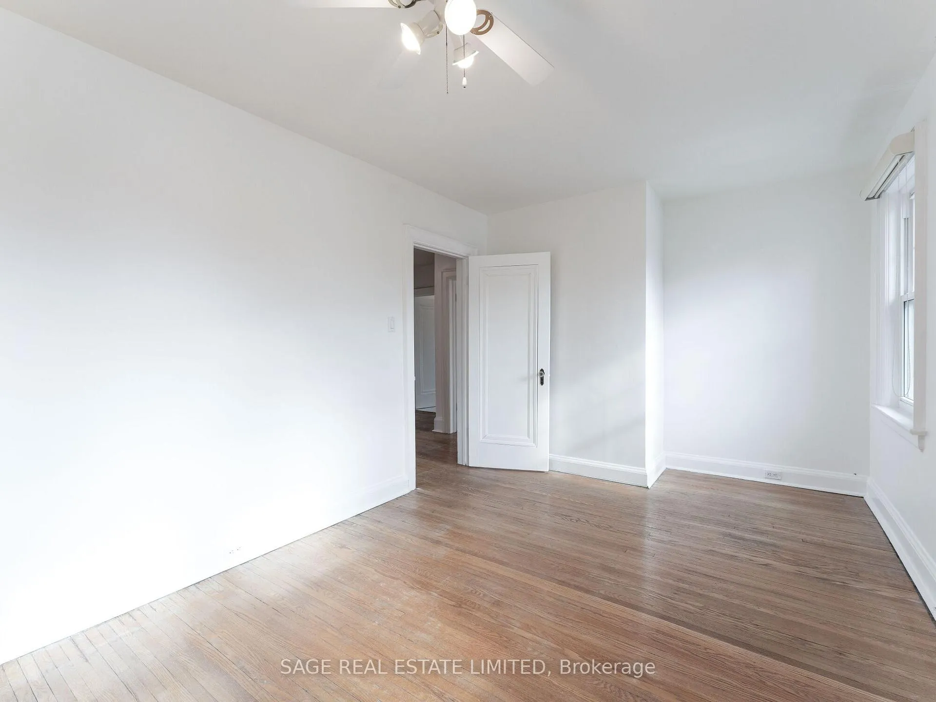 Photo 20 of 252 Glen Manor Drive W, Toronto, The Beaches — HOMEH