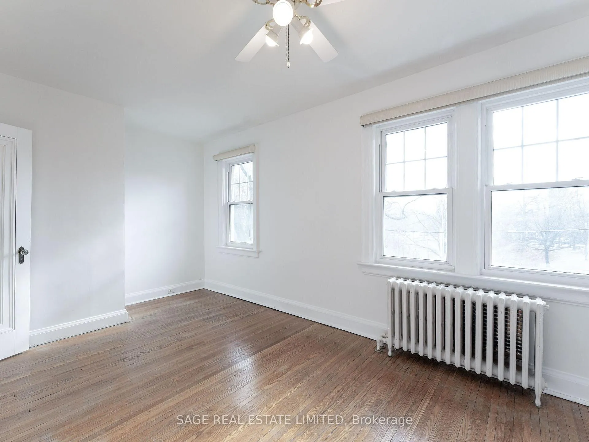 Photo 21 of 252 Glen Manor Drive W, Toronto, The Beaches — HOMEH