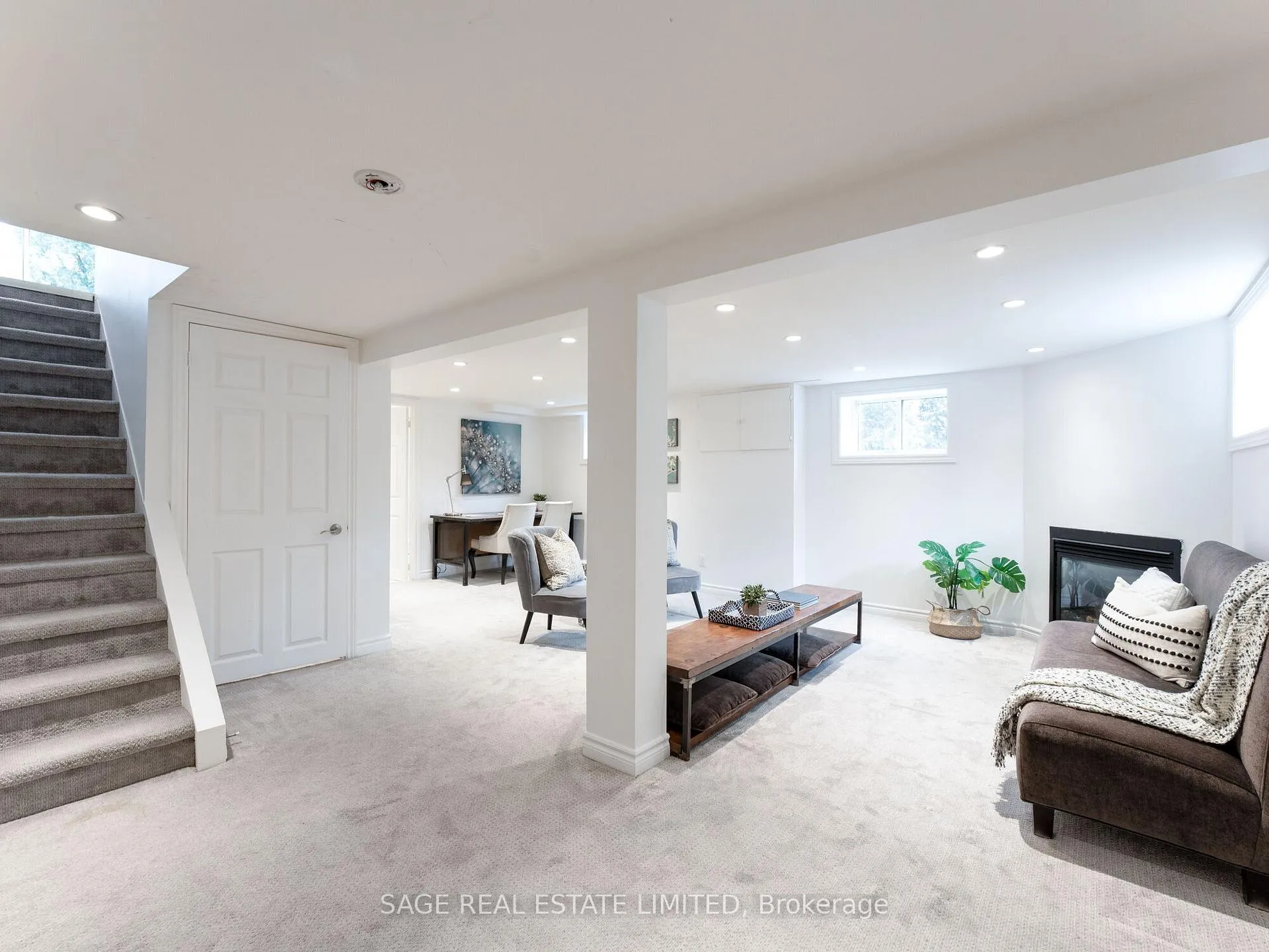 Photo 32 of 252 Glen Manor Drive W, Toronto, The Beaches — HOMEH