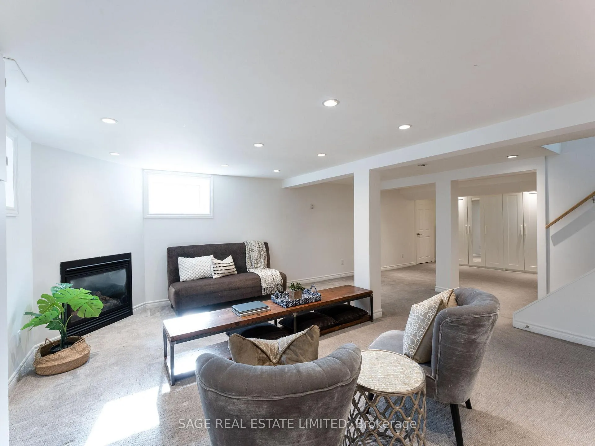 Photo 34 of 252 Glen Manor Drive W, Toronto, The Beaches — HOMEH